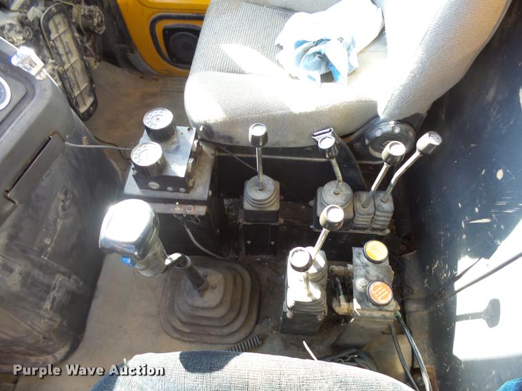 image for item DA3501 1997 Ford L9000 truck cab and chassis