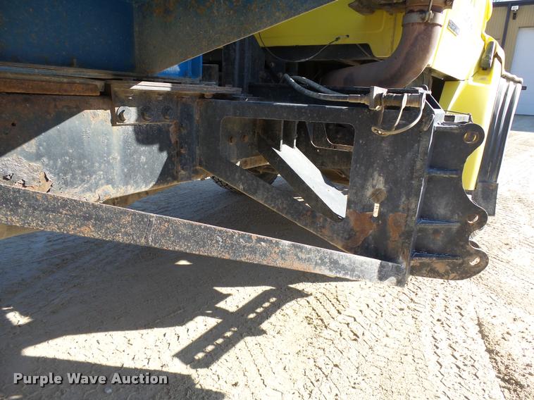 image for item DA3502 2002 Sterling L9513 dump truck