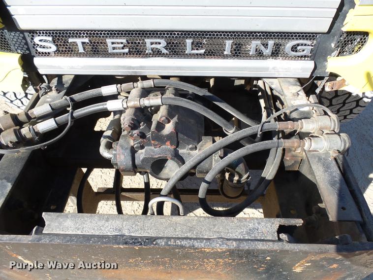 image for item DA3502 2002 Sterling L9513 dump truck