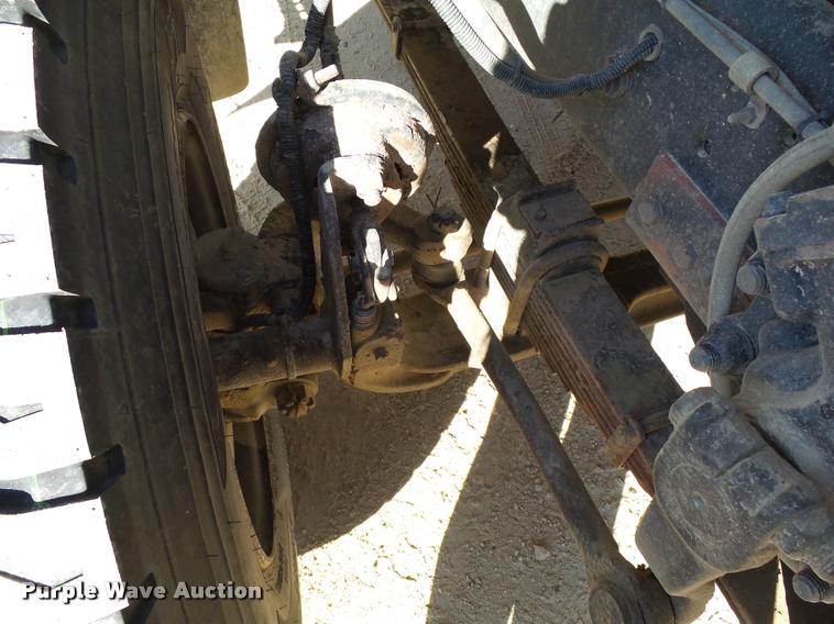 image for item DA3502 2002 Sterling L9513 dump truck