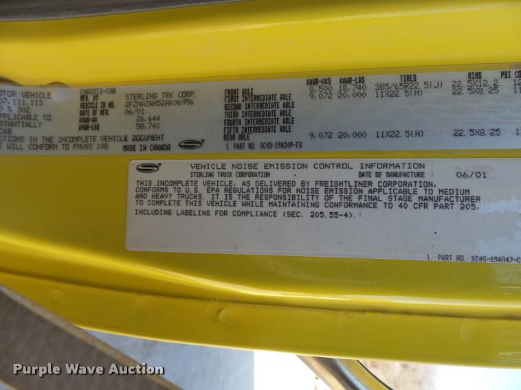 image for item DA3502 2002 Sterling L9513 dump truck