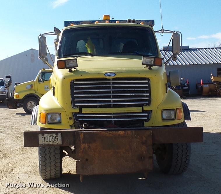 image for item DA3503 2000 Sterling LT9500 dump truck