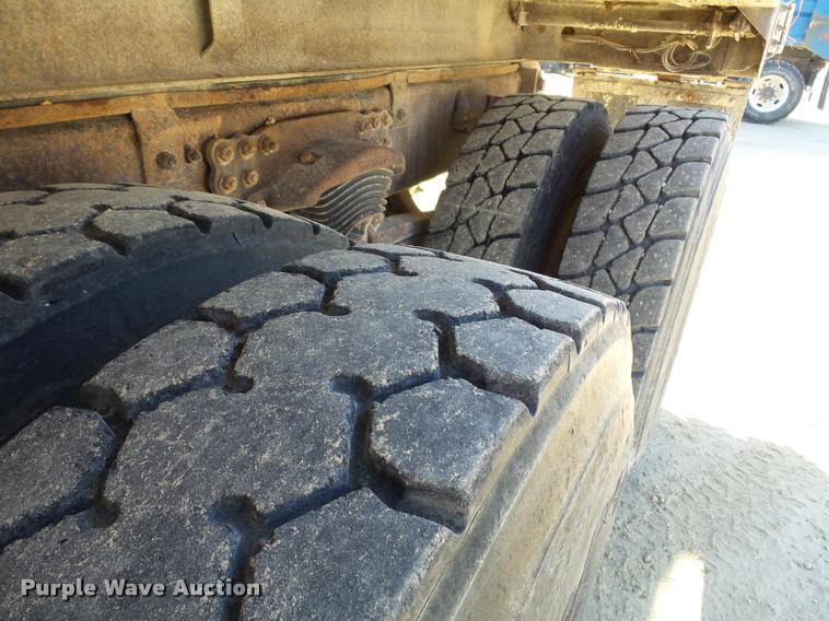 image for item DA3503 2000 Sterling LT9500 dump truck