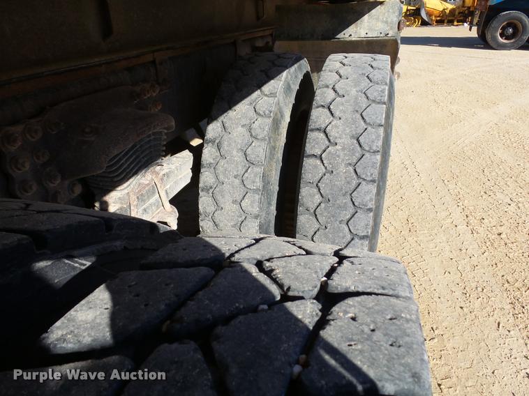 image for item DA3503 2000 Sterling LT9500 dump truck