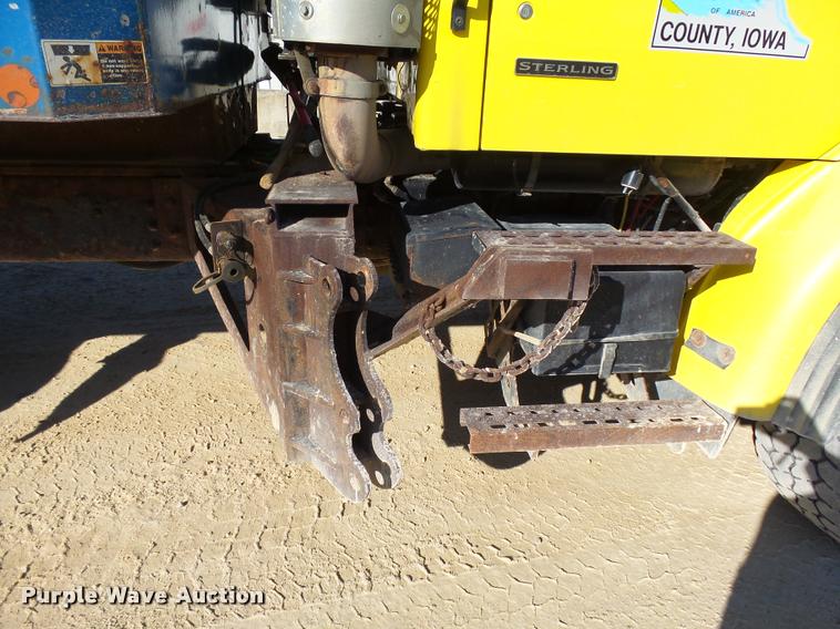 image for item DA3503 2000 Sterling LT9500 dump truck