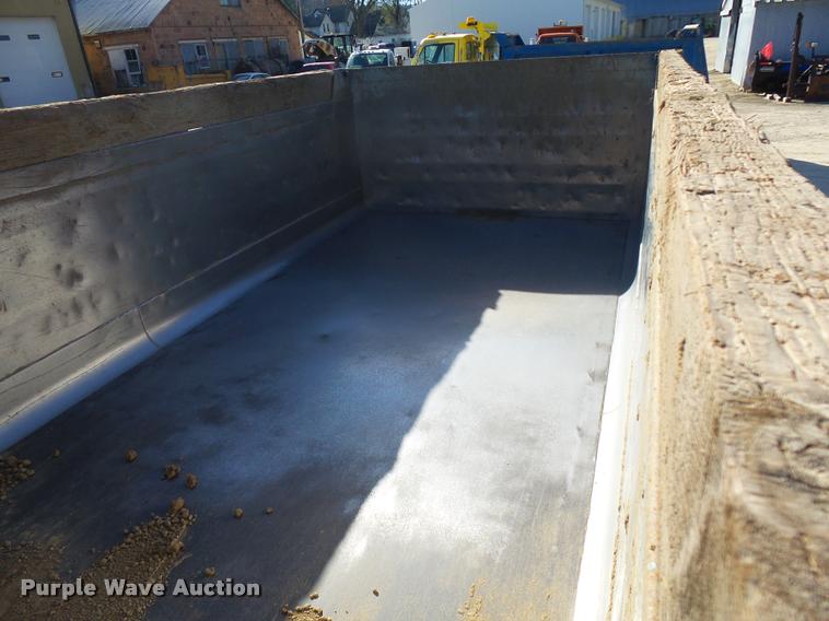 image for item DA3503 2000 Sterling LT9500 dump truck