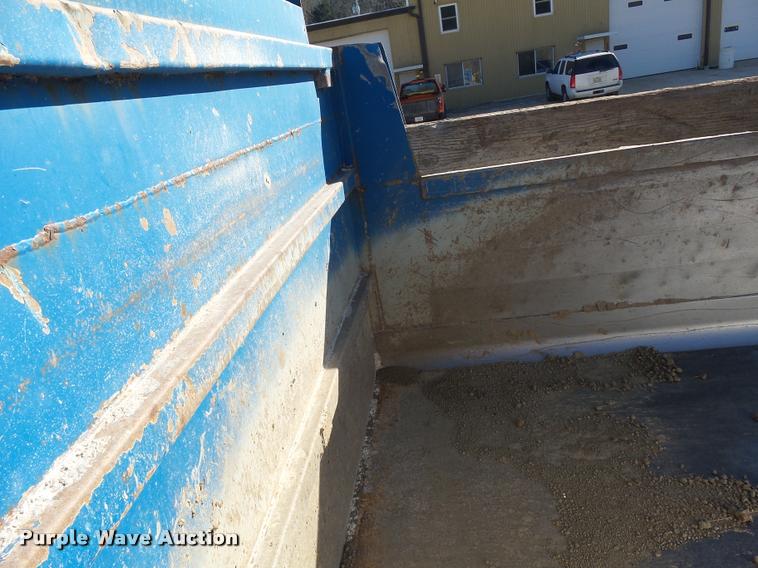 image for item DA3503 2000 Sterling LT9500 dump truck