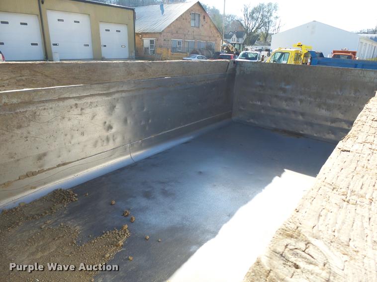 image for item DA3503 2000 Sterling LT9500 dump truck