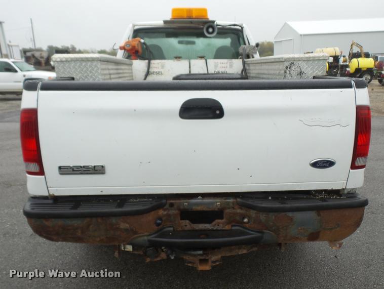 image for item DA3762 2006 Ford F250 Super Duty pickup truck