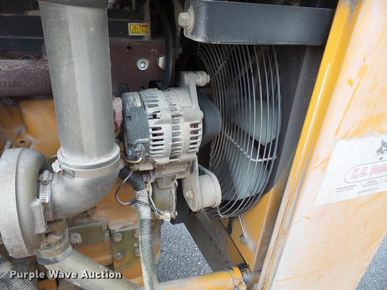 image for item DA3763 2011 Bandit 250XD wood chipper