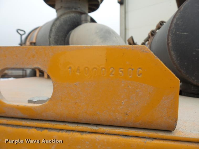 image for item DA3763 2011 Bandit 250XD wood chipper