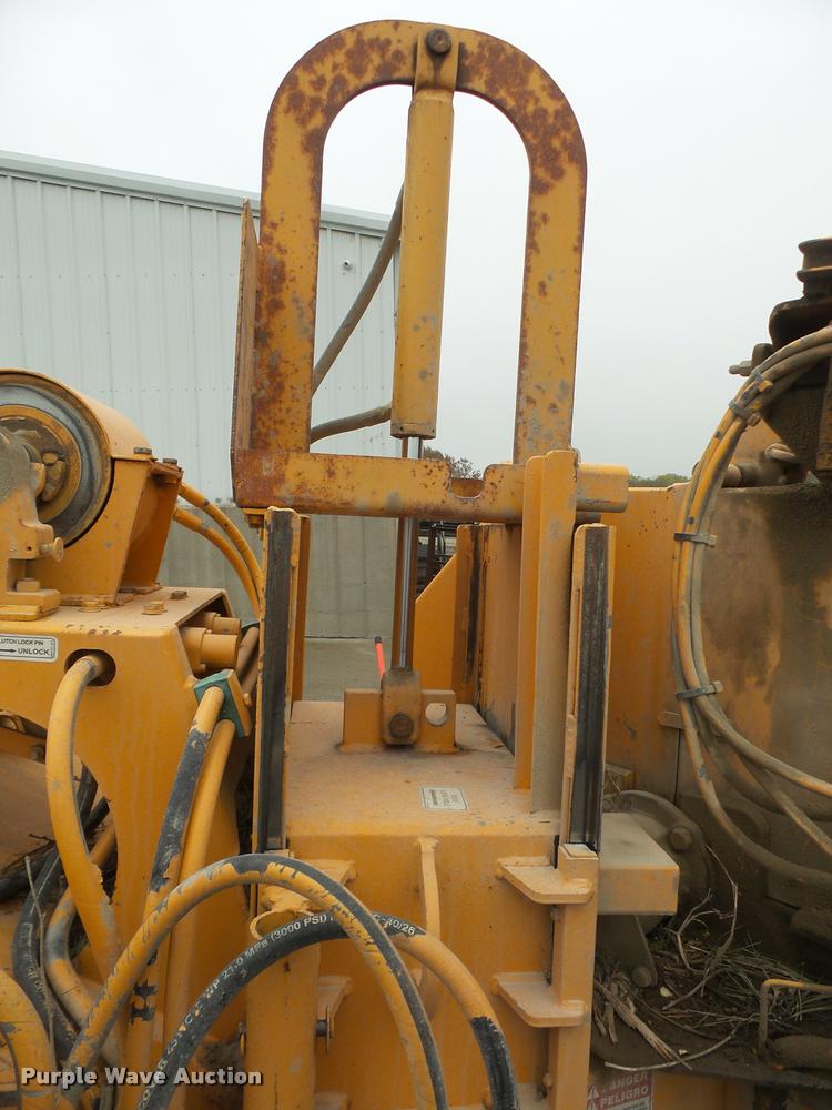 image for item DA3763 2011 Bandit 250XD wood chipper