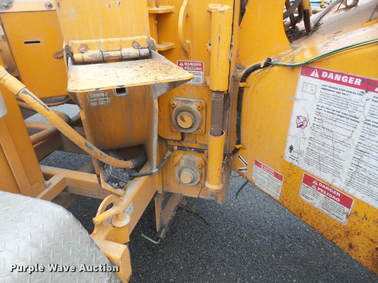 image for item DA3763 2011 Bandit 250XD wood chipper