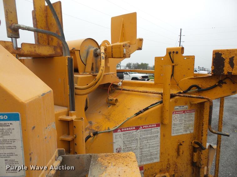 image for item DA3763 2011 Bandit 250XD wood chipper