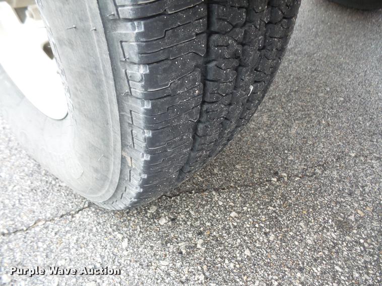 image for item DA3763 2011 Bandit 250XD wood chipper