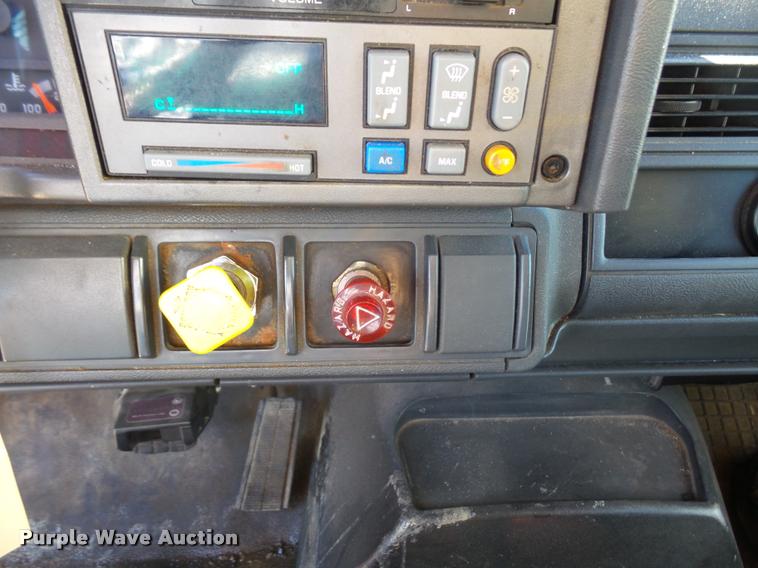 image for item DA3874 2000 GMC C8500 dump truck