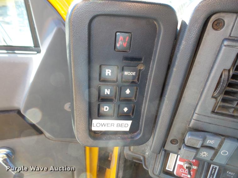 image for item DA3874 2000 GMC C8500 dump truck