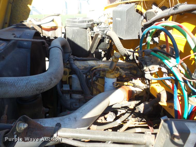 image for item DA3874 2000 GMC C8500 dump truck