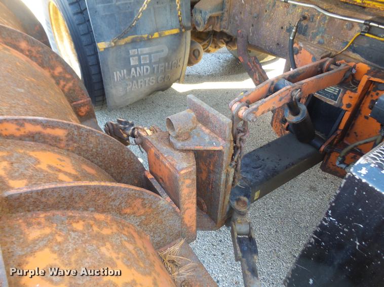 image for item DA3874 2000 GMC C8500 dump truck