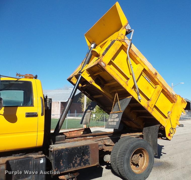 image for item DA3874 2000 GMC C8500 dump truck