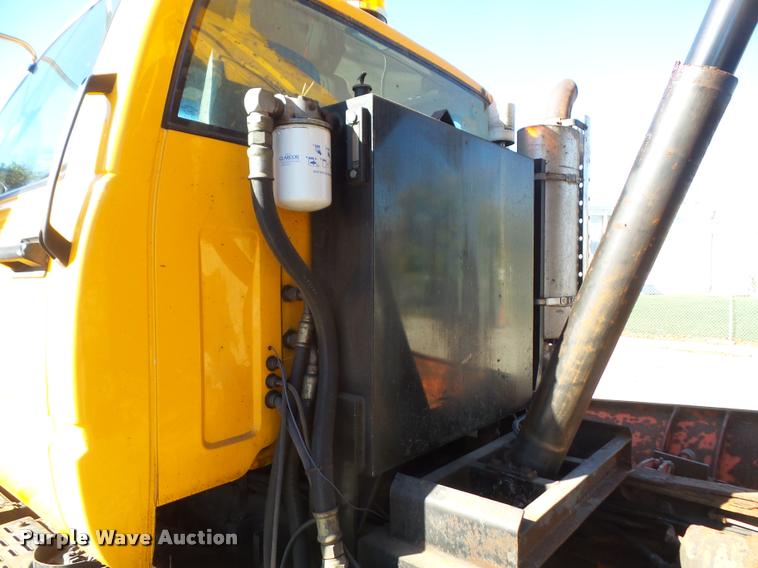 image for item DA3874 2000 GMC C8500 dump truck