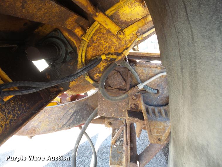 image for item DA3874 2000 GMC C8500 dump truck