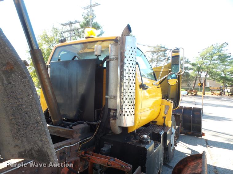 image for item DA3874 2000 GMC C8500 dump truck