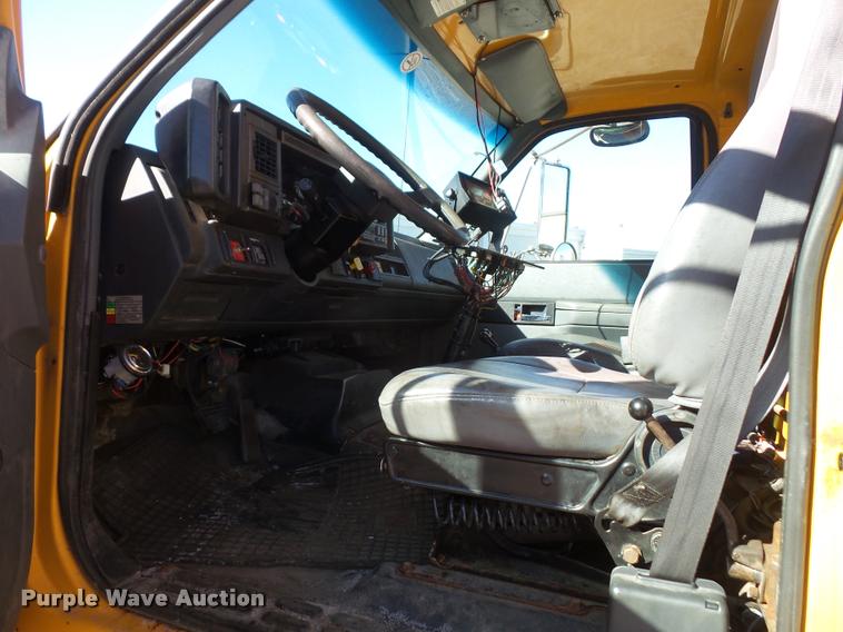 image for item DA3876 1999 GMC C8500 dump truck