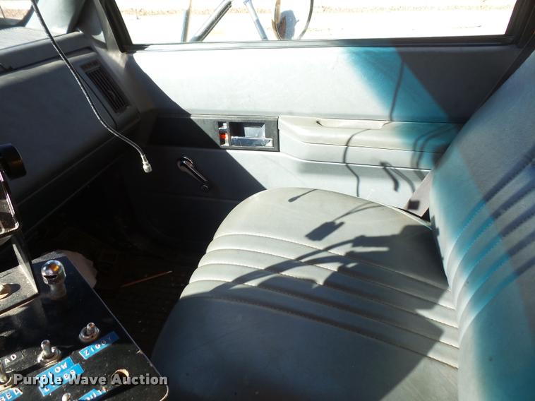 image for item DA3876 1999 GMC C8500 dump truck