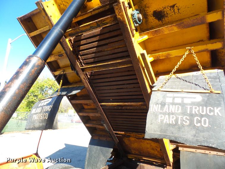 image for item DA3876 1999 GMC C8500 dump truck