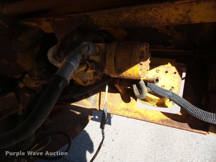 image for item DA3876 1999 GMC C8500 dump truck