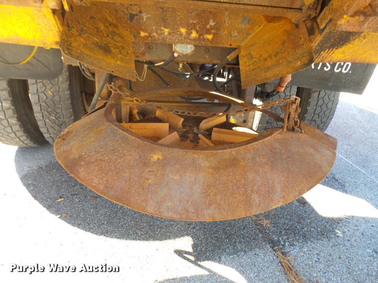 image for item DA3876 1999 GMC C8500 dump truck