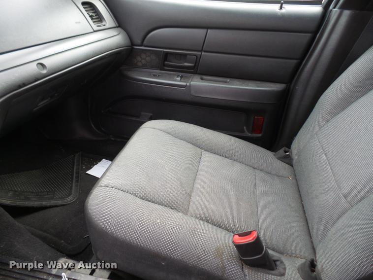image for item DA3877 2010 Ford Crown Victoria Police Interceptor