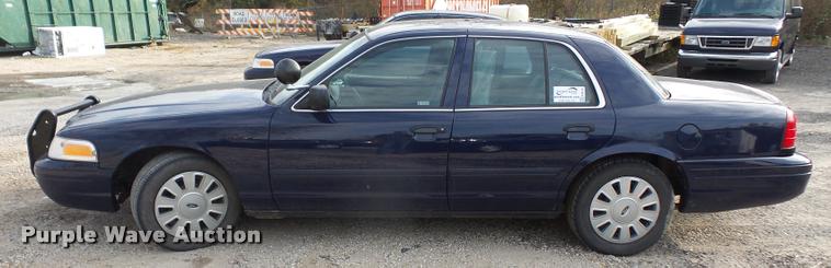 image for item DA3878 2010 Ford Crown Victoria Police Interceptor