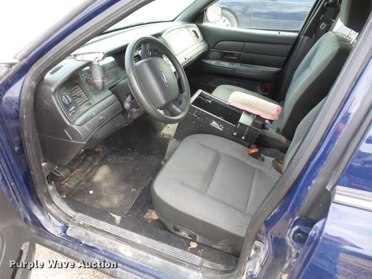 image for item DA3878 2010 Ford Crown Victoria Police Interceptor