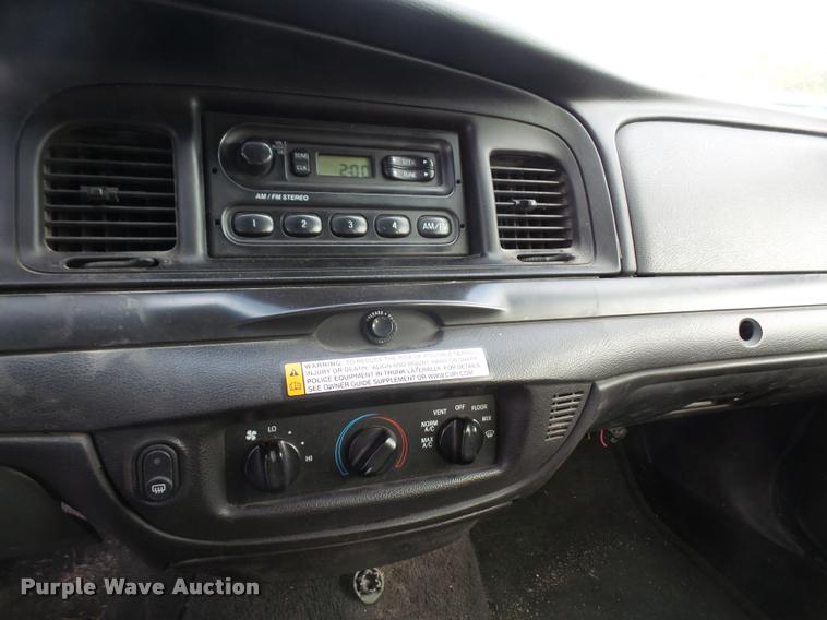 image for item DA3878 2010 Ford Crown Victoria Police Interceptor