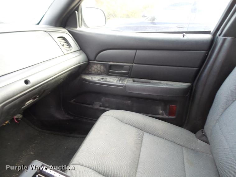 image for item DA3878 2010 Ford Crown Victoria Police Interceptor