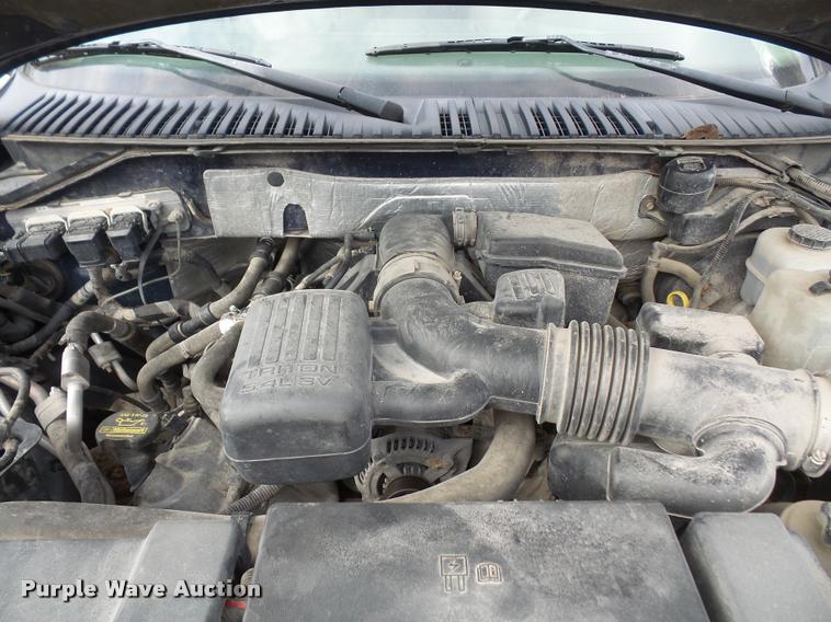 image for item DA3880 2010 Ford Expedition XLT SUV