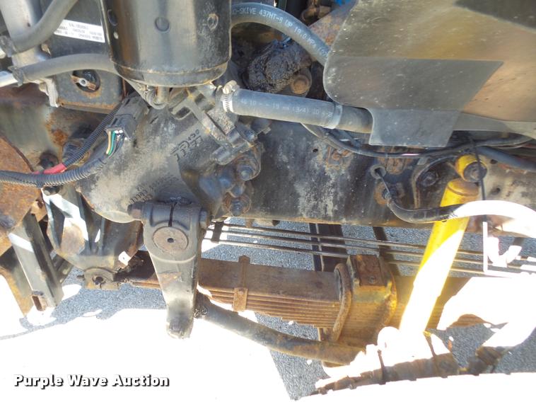 image for item DA3881 2004 Sterling L7500 dump truck