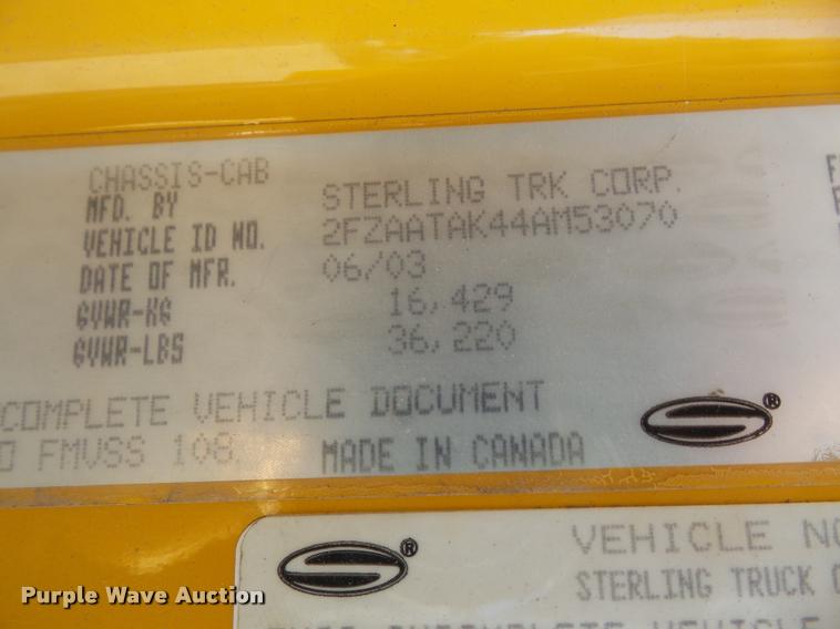 image for item DA3881 2004 Sterling L7500 dump truck