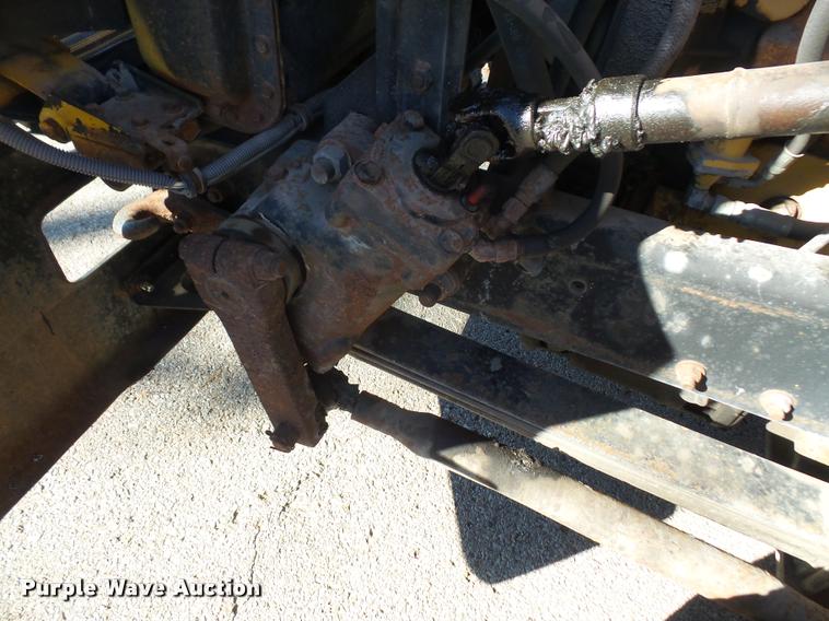 image for item DA3882 1991 Freightliner semi truck