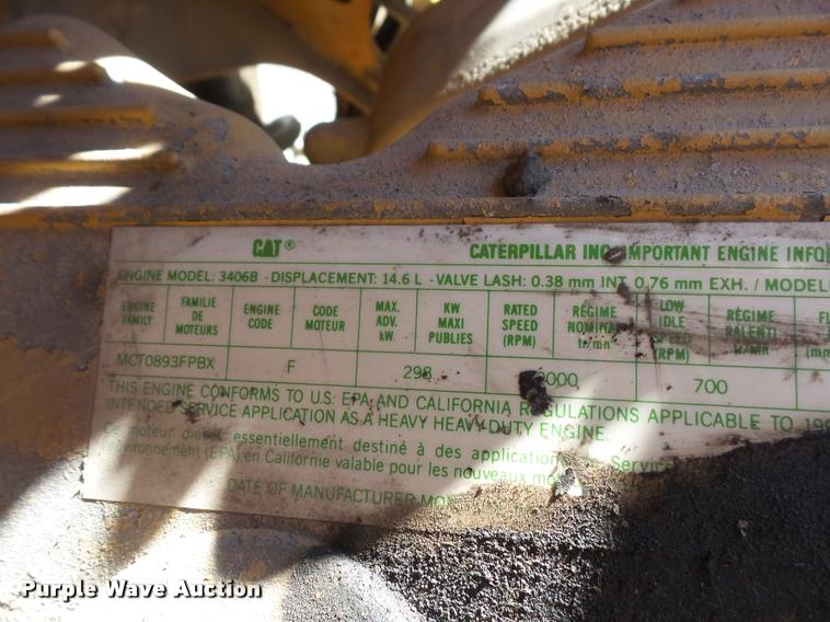 image for item DA3882 1991 Freightliner semi truck