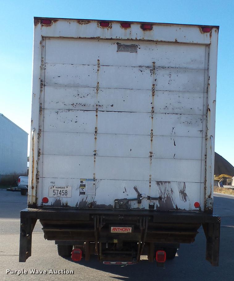 image for item DA3891 2002 International 4700 box truck