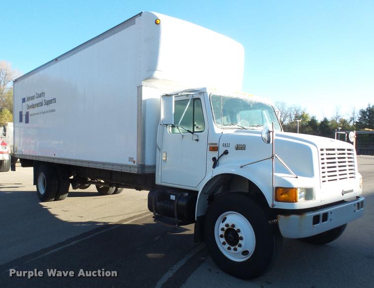 image for item DA3891 2002 International 4700 box truck