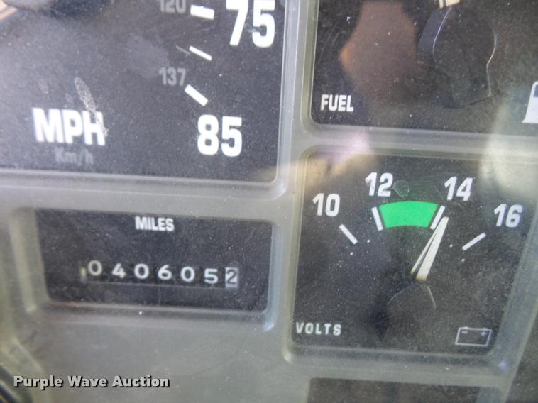 image for item DA3891 2002 International 4700 box truck