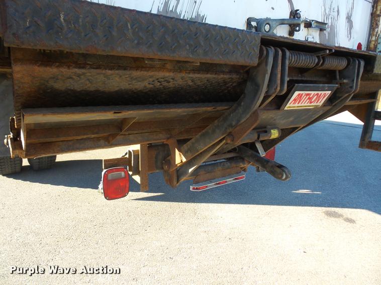 image for item DA3891 2002 International 4700 box truck