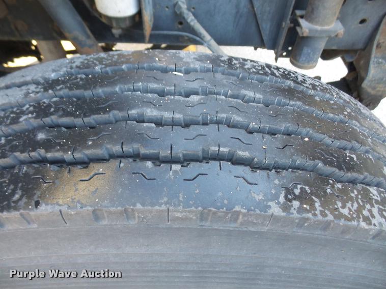 image for item DA3891 2002 International 4700 box truck