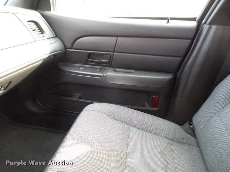image for item DA3908 2007 Ford Crown Victoria Police Interceptor