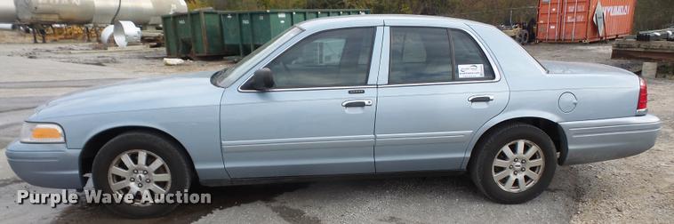 image for item DA3910 2006 Ford Crown Victoria LX