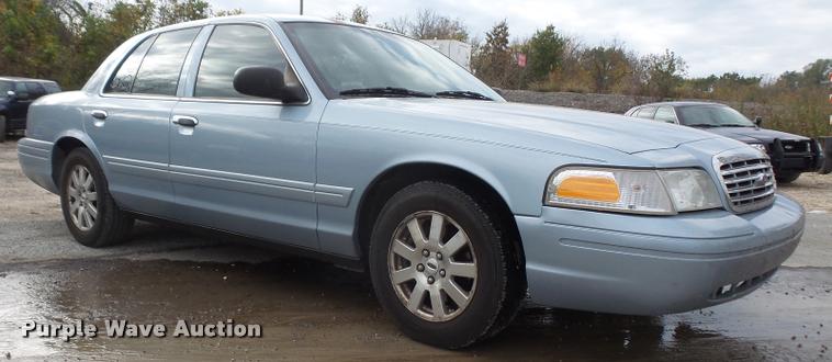 image for item DA3910 2006 Ford Crown Victoria LX